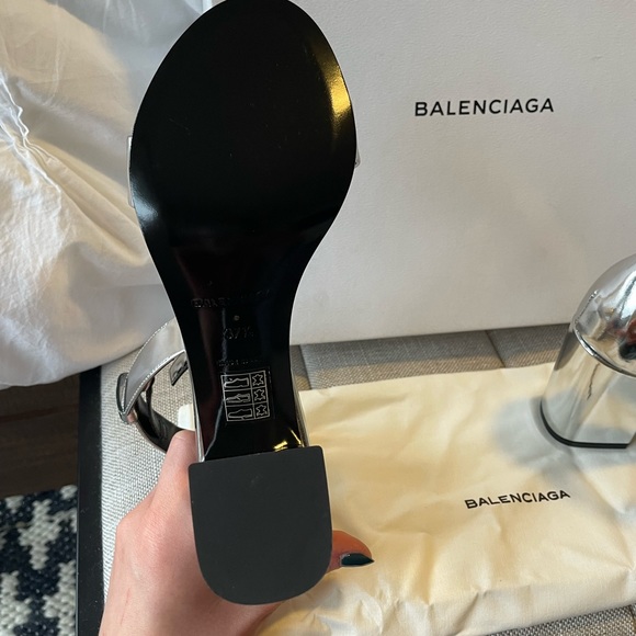 NIB Balenciaga metallic silver heels - Picture 7 of 9